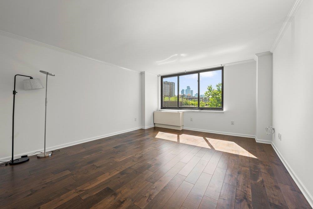700 GROVE ST Unit: 3C
