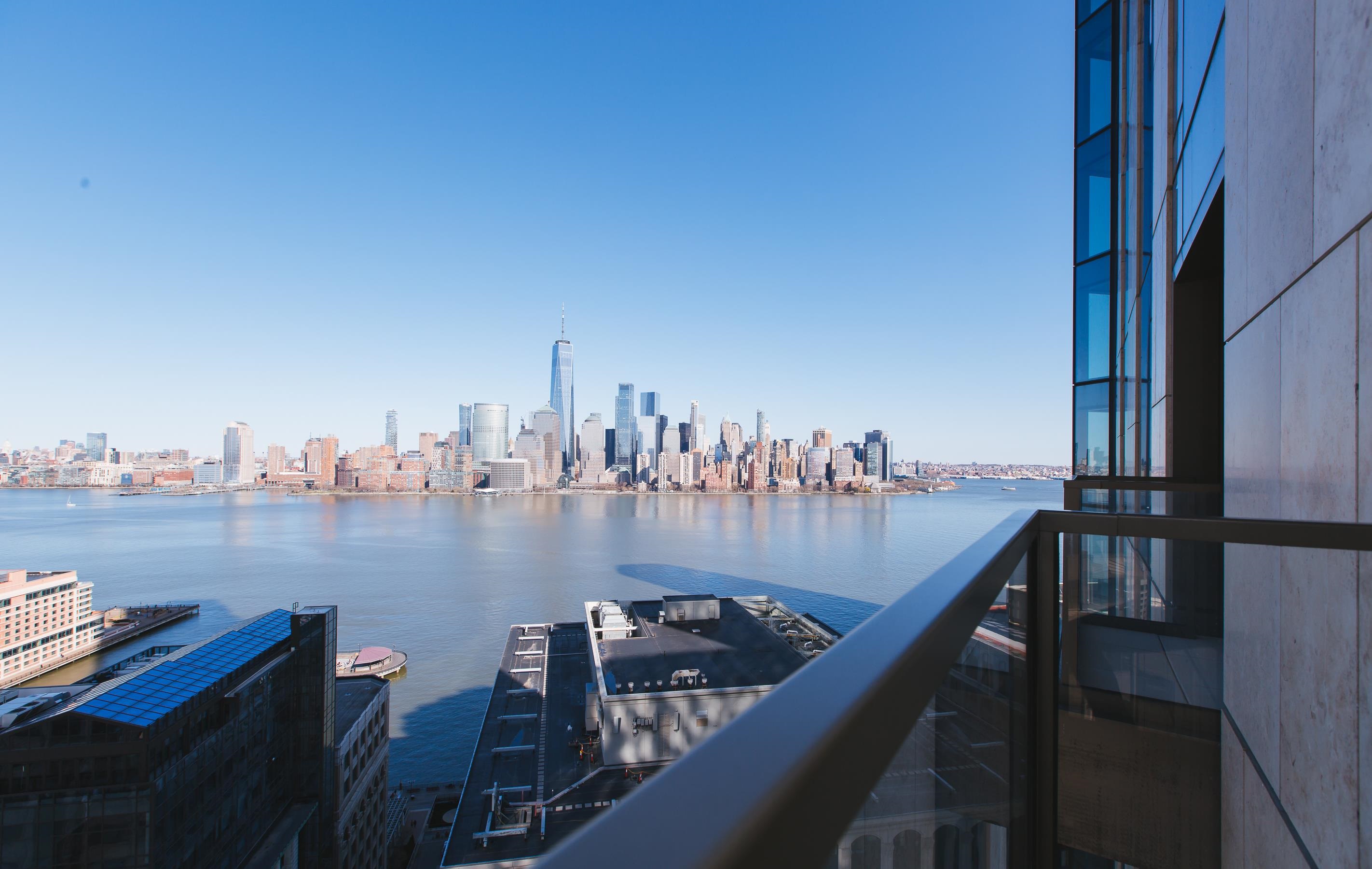 99 HUDSON ST Unit: 2100