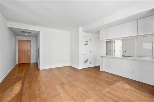 99 HUDSON ST Unit: 2101