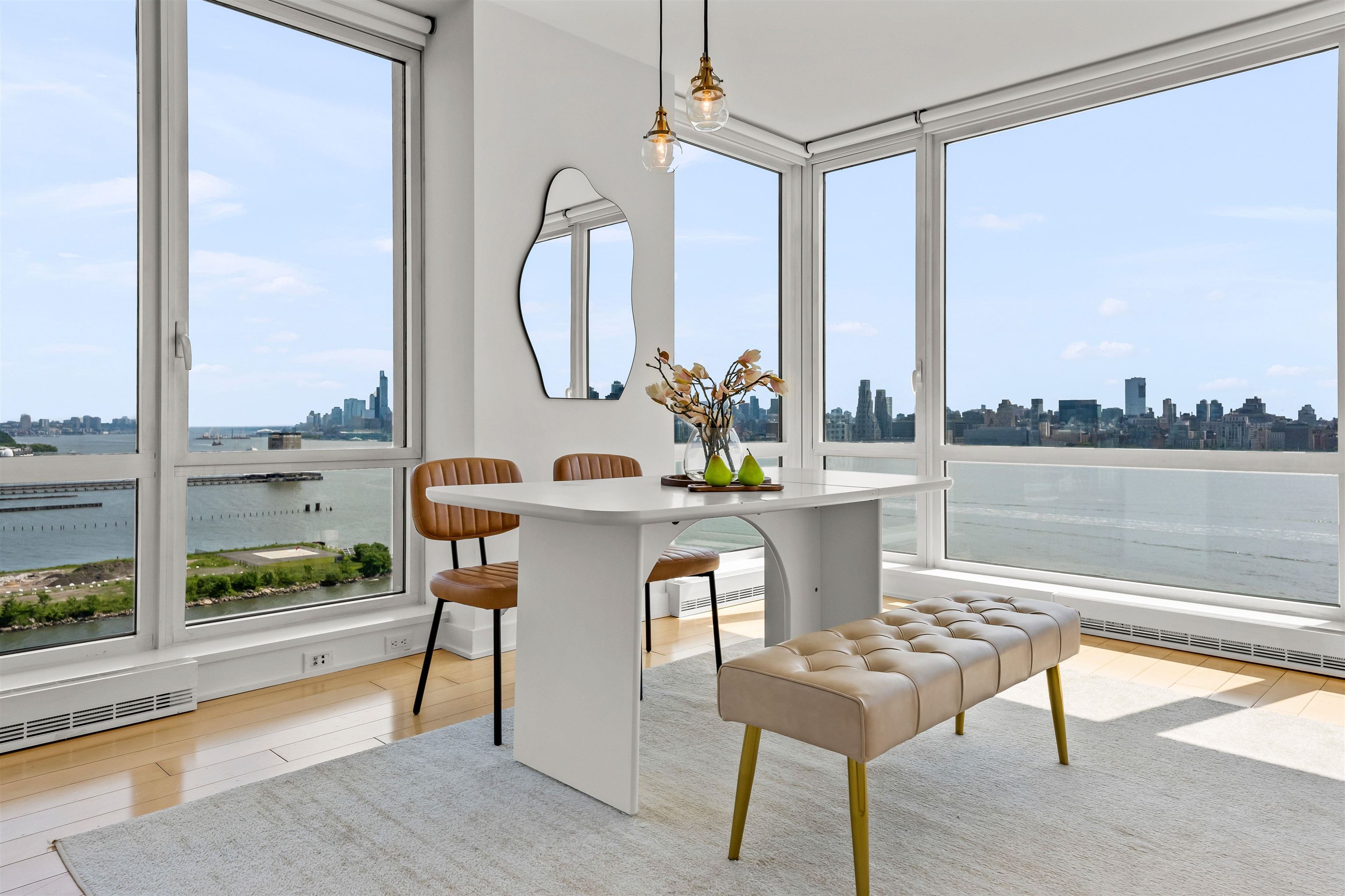 2 2ND ST Unit: 1602
