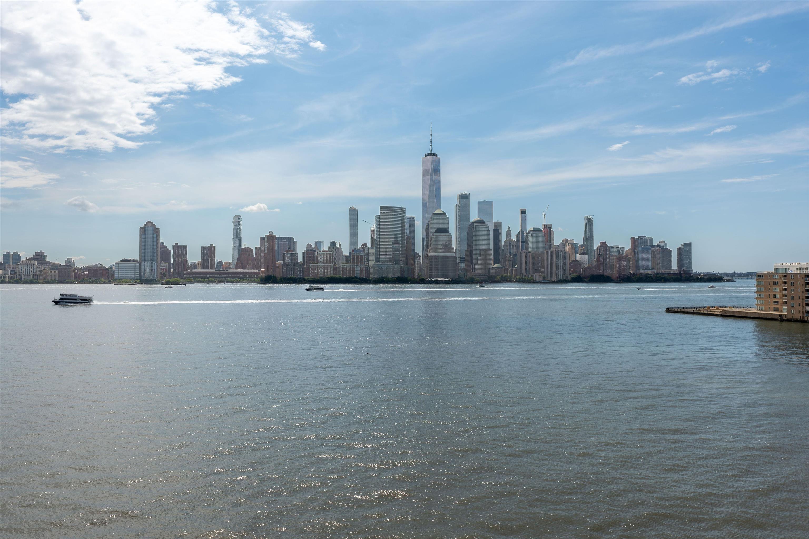 2 2ND ST Unit: 1602