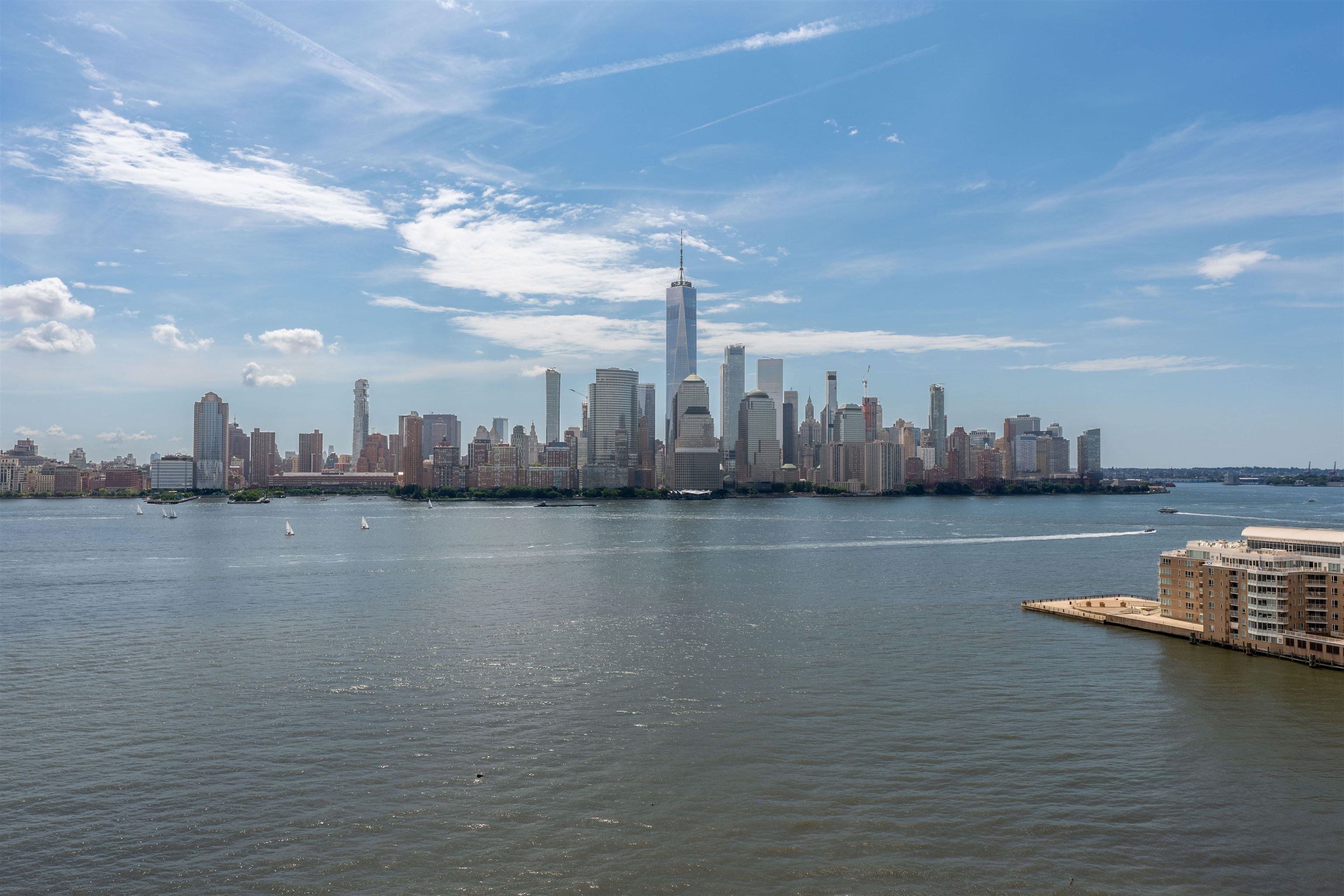 2 2ND ST Unit: 1602