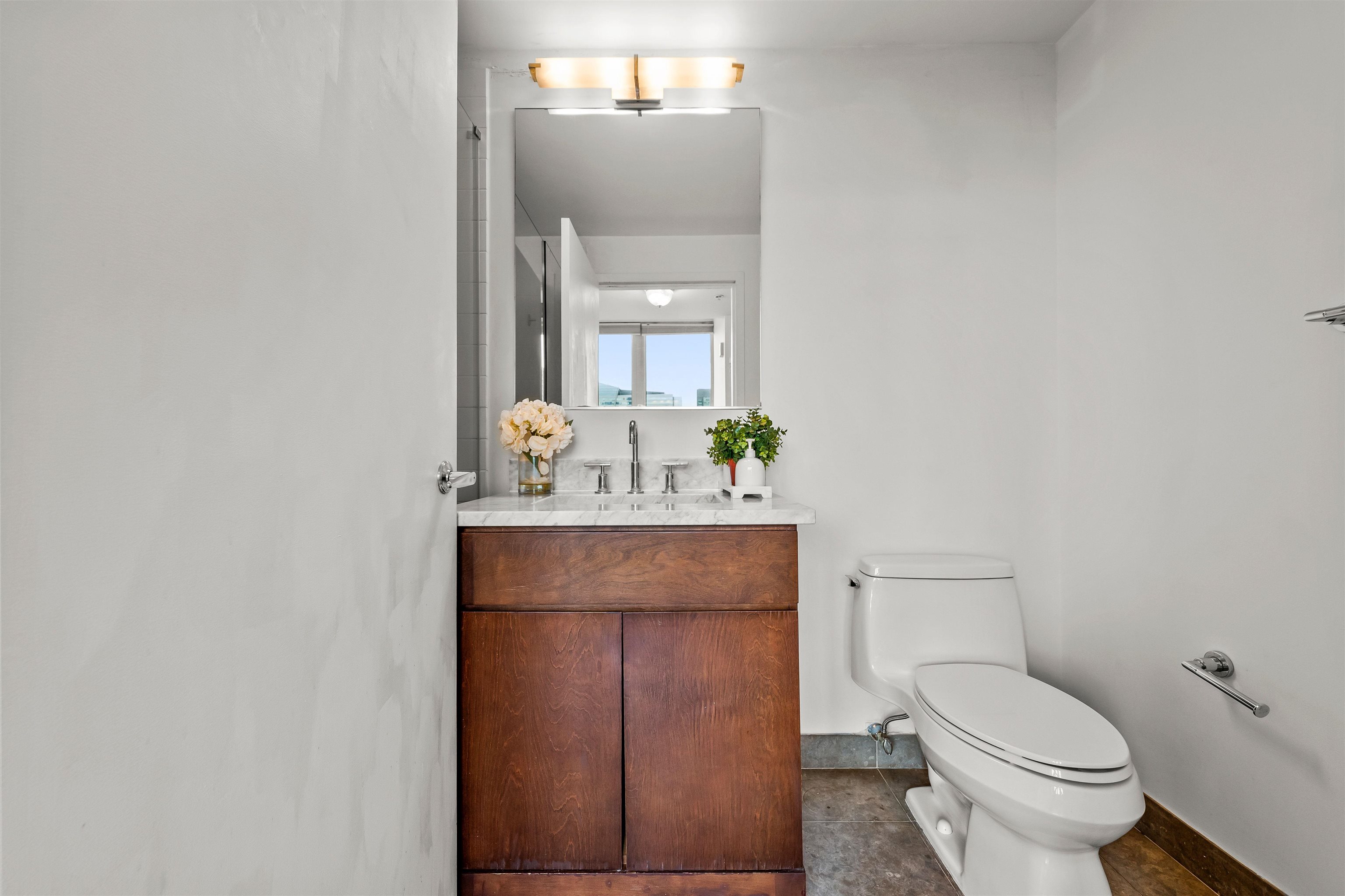 88 MORGAN ST Unit: 4204