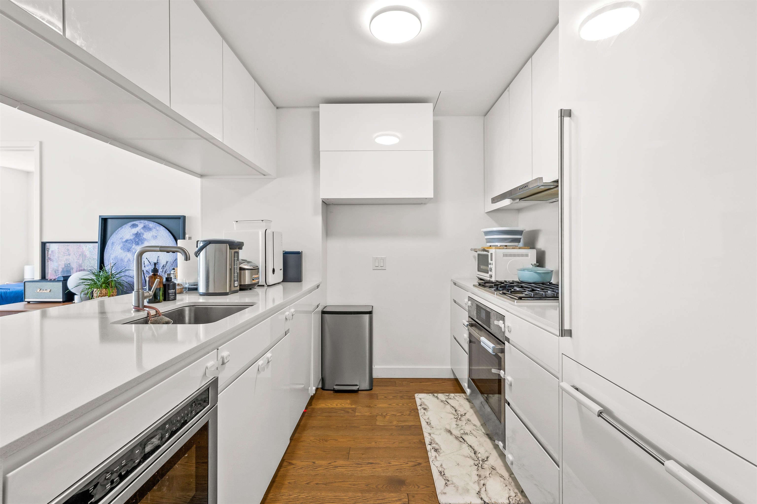 99 HUDSON ST Unit: 2106