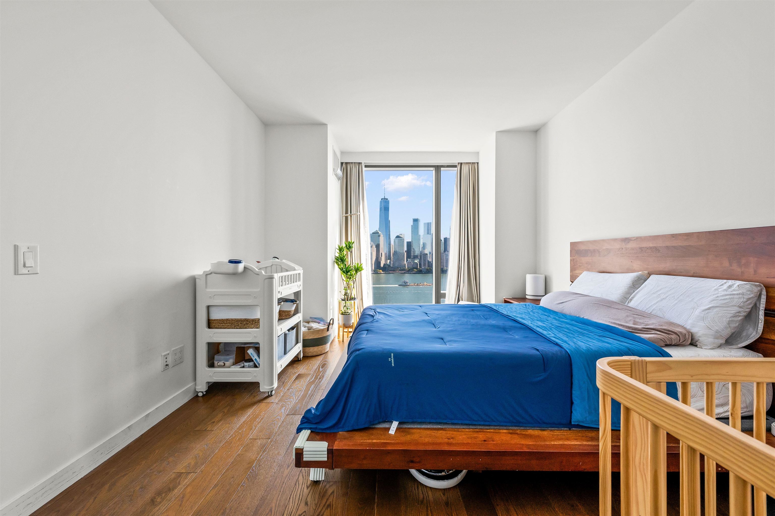 99 HUDSON ST Unit: 2106