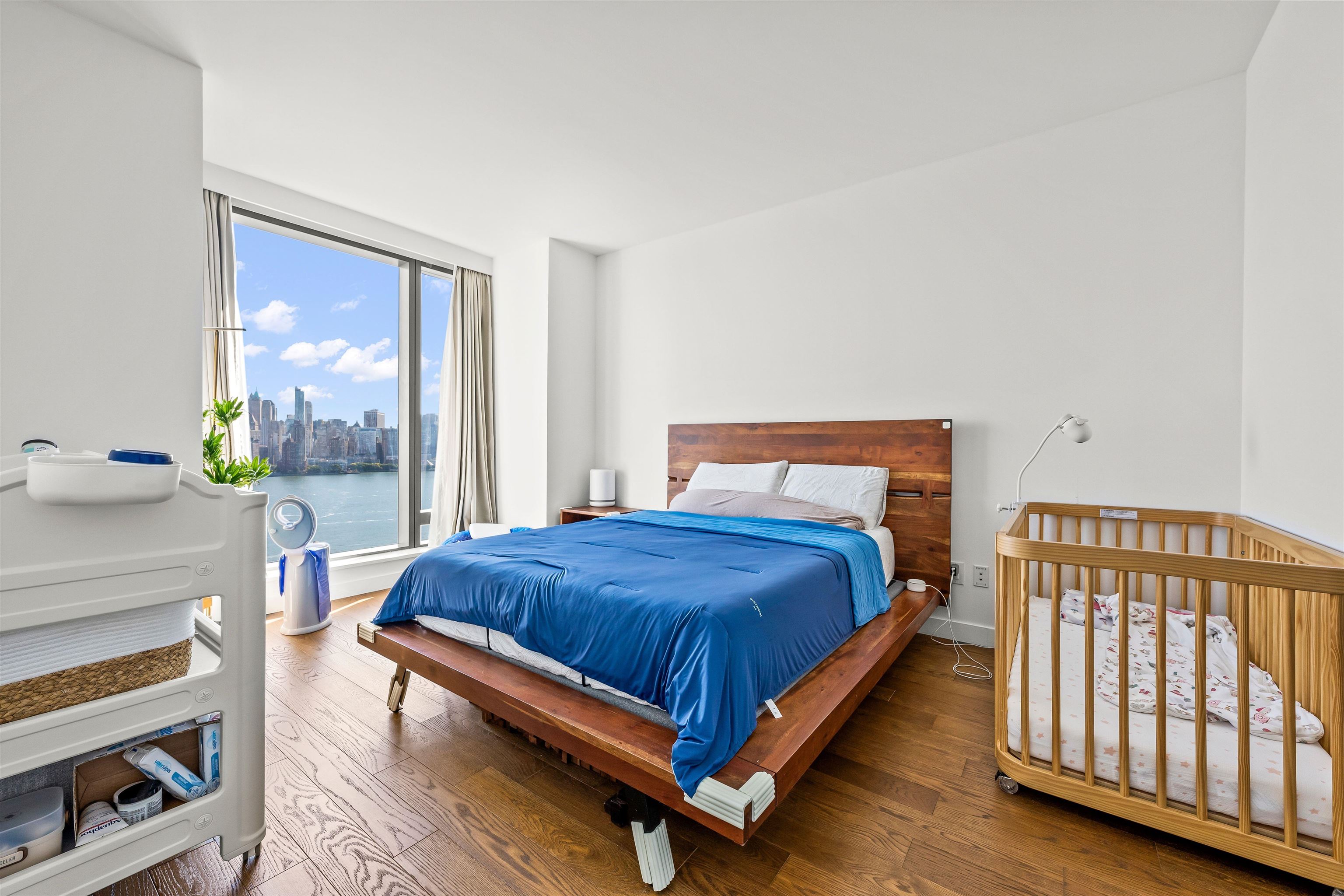 99 HUDSON ST Unit: 2106