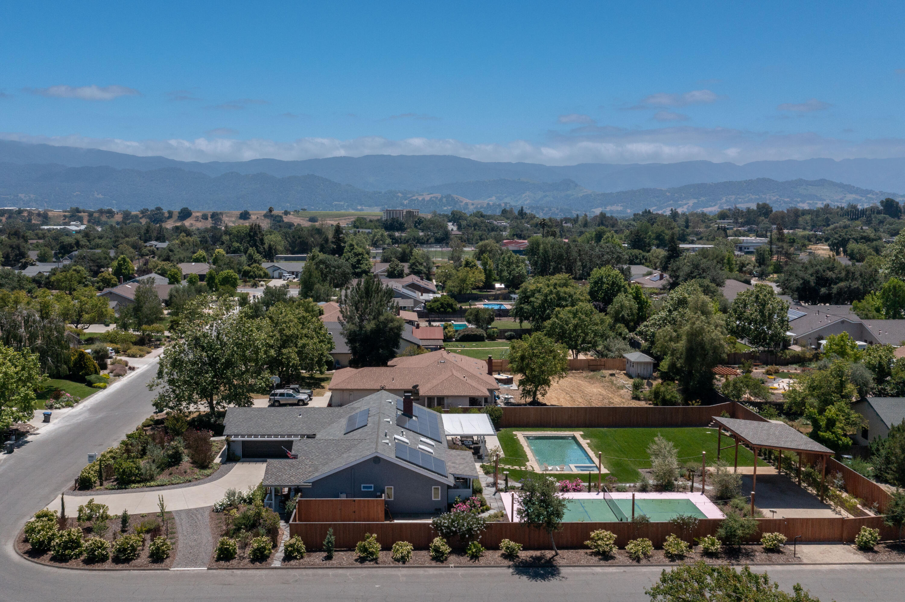 1373 Cimarron Drive