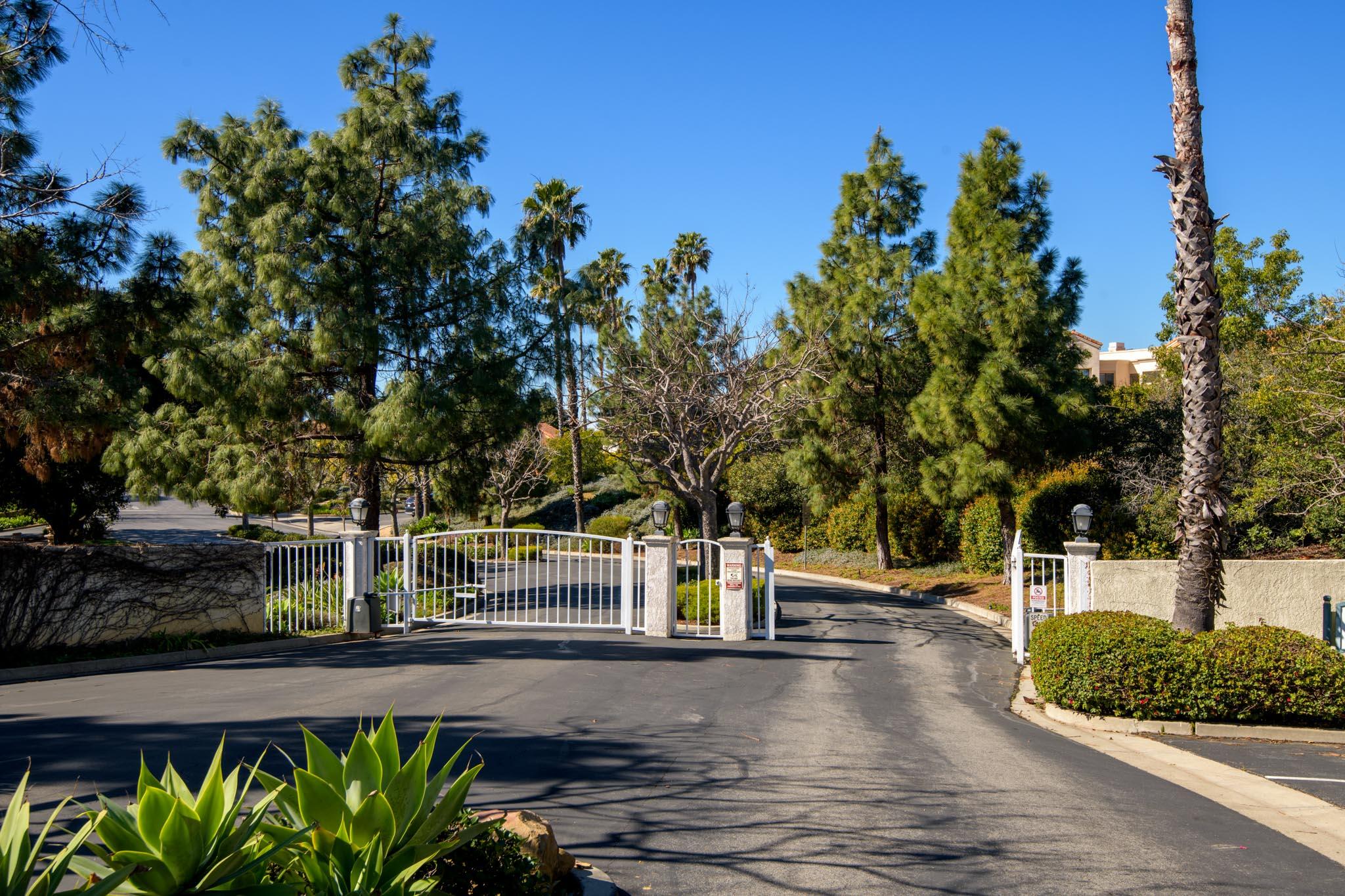 4477 Shadow Hills Blvd S, #A