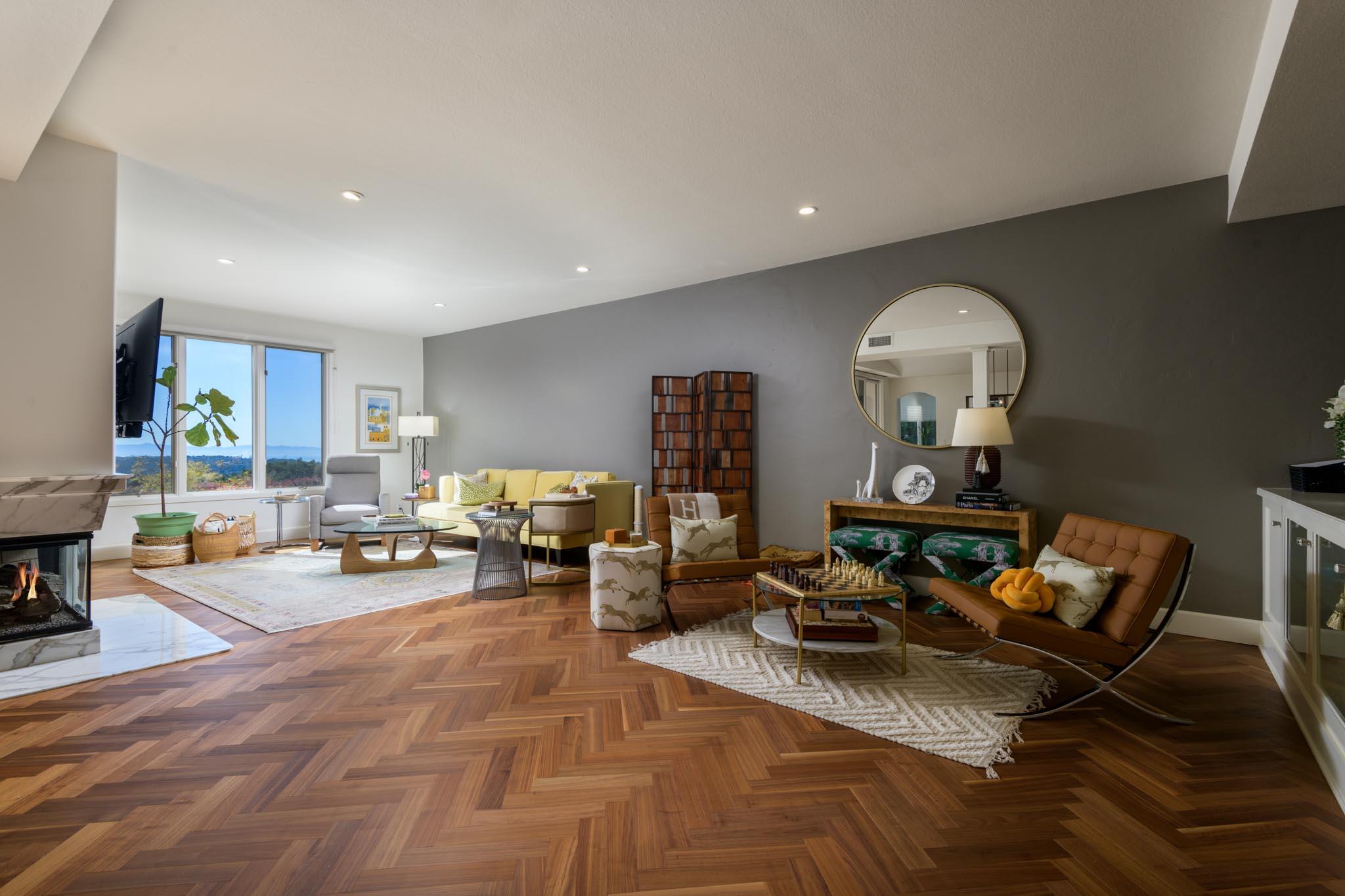 4477 Shadow Hills Blvd S, #A