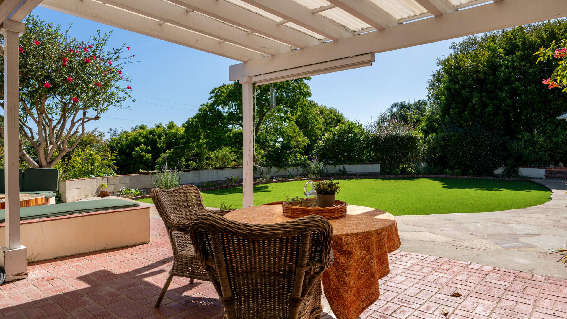 111 Canyon Acres Drive