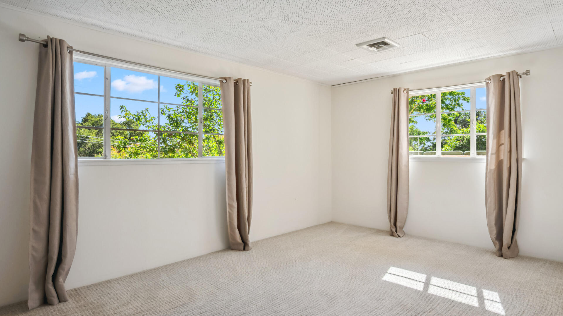 111 Canyon Acres Drive