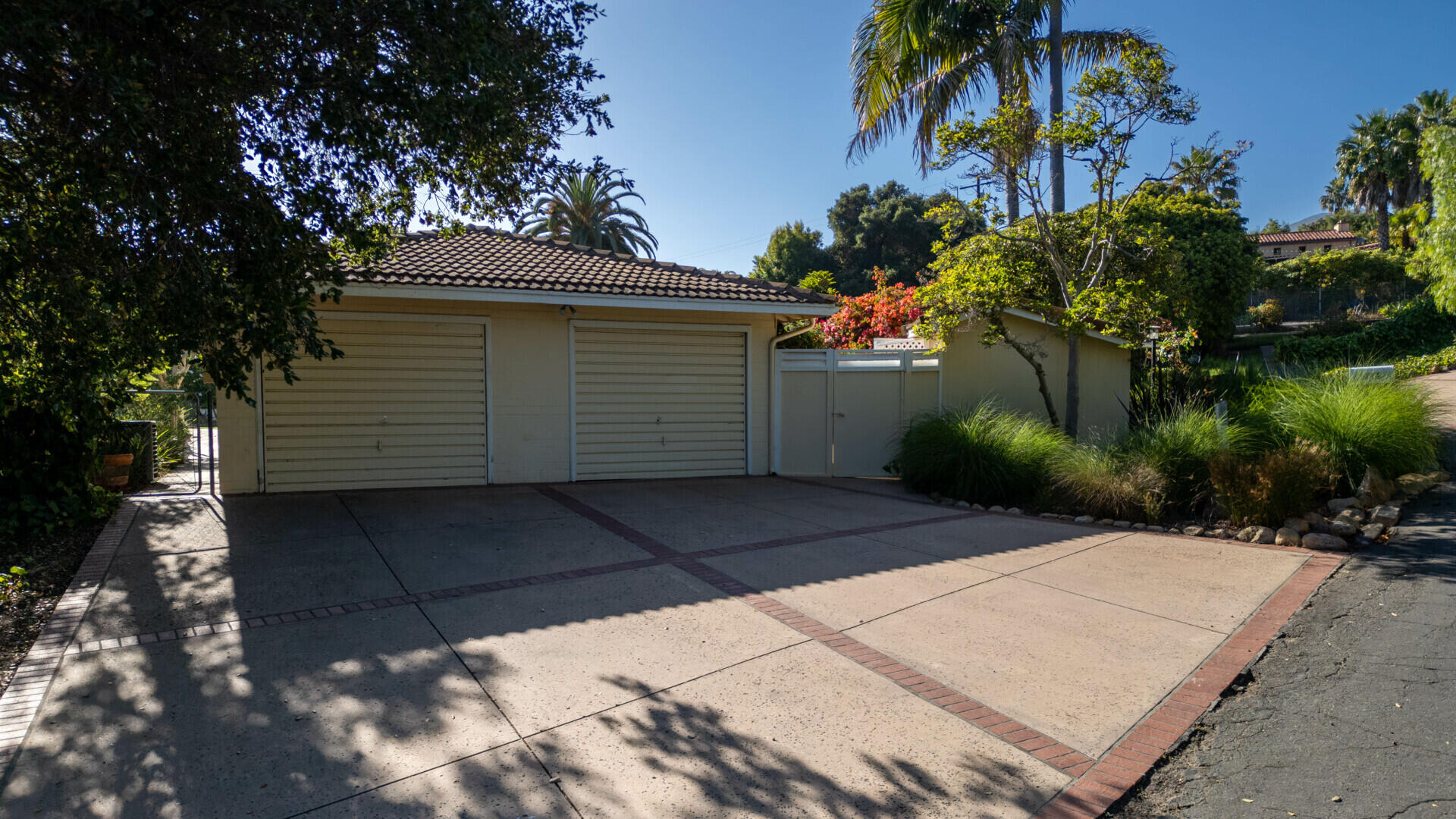 111 Canyon Acres Drive