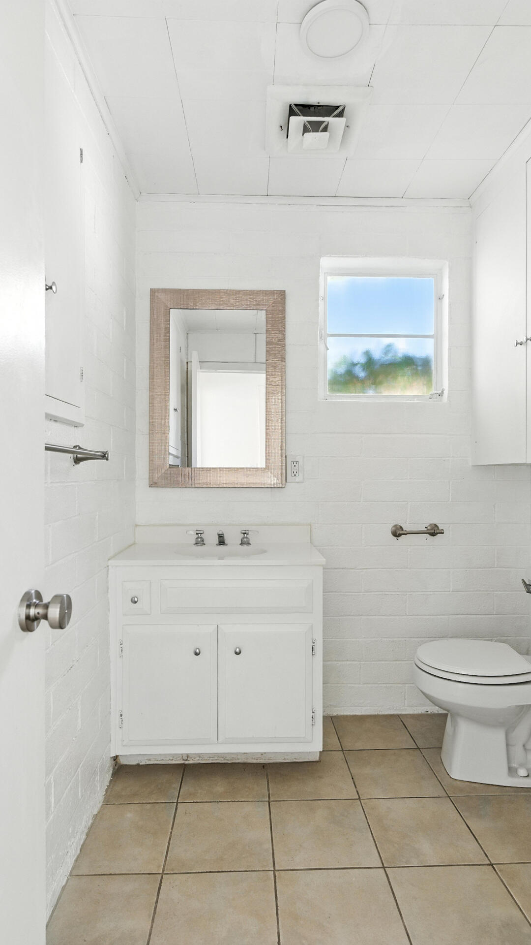 111 Canyon Acres Drive