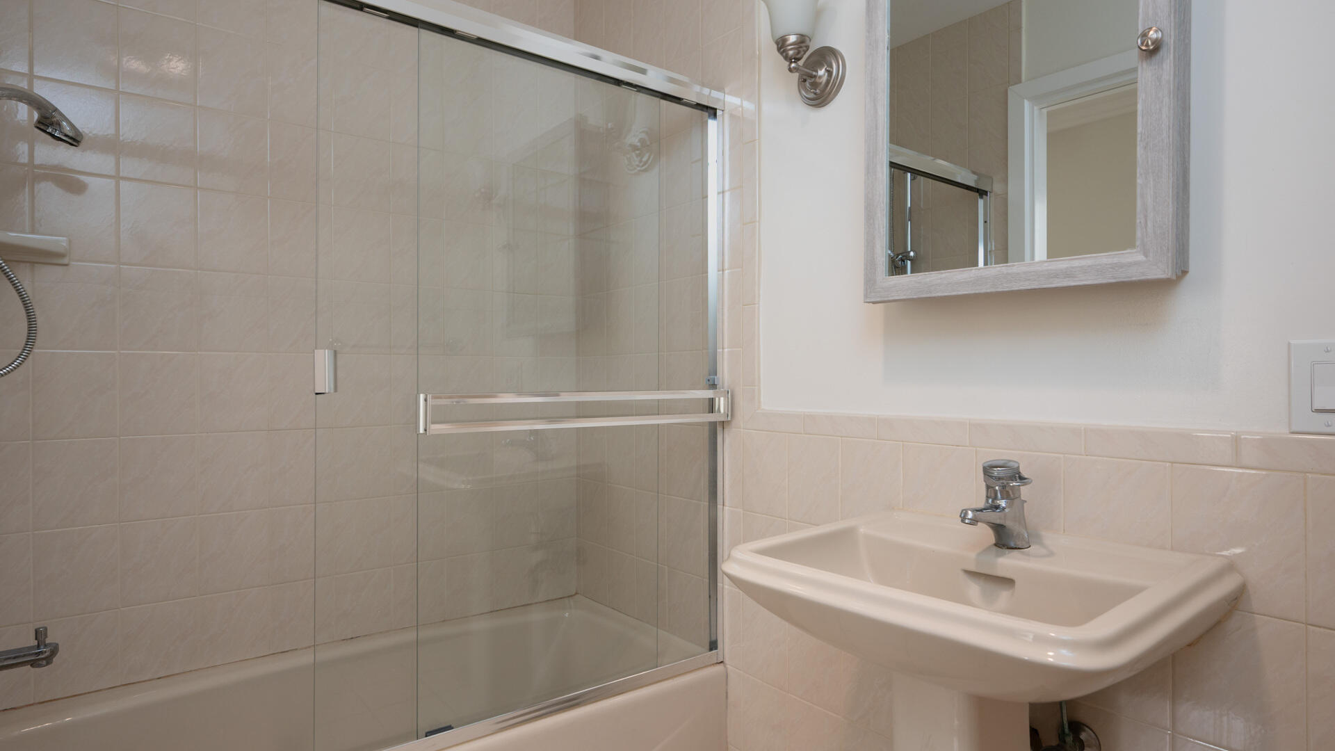 111 Canyon Acres Drive