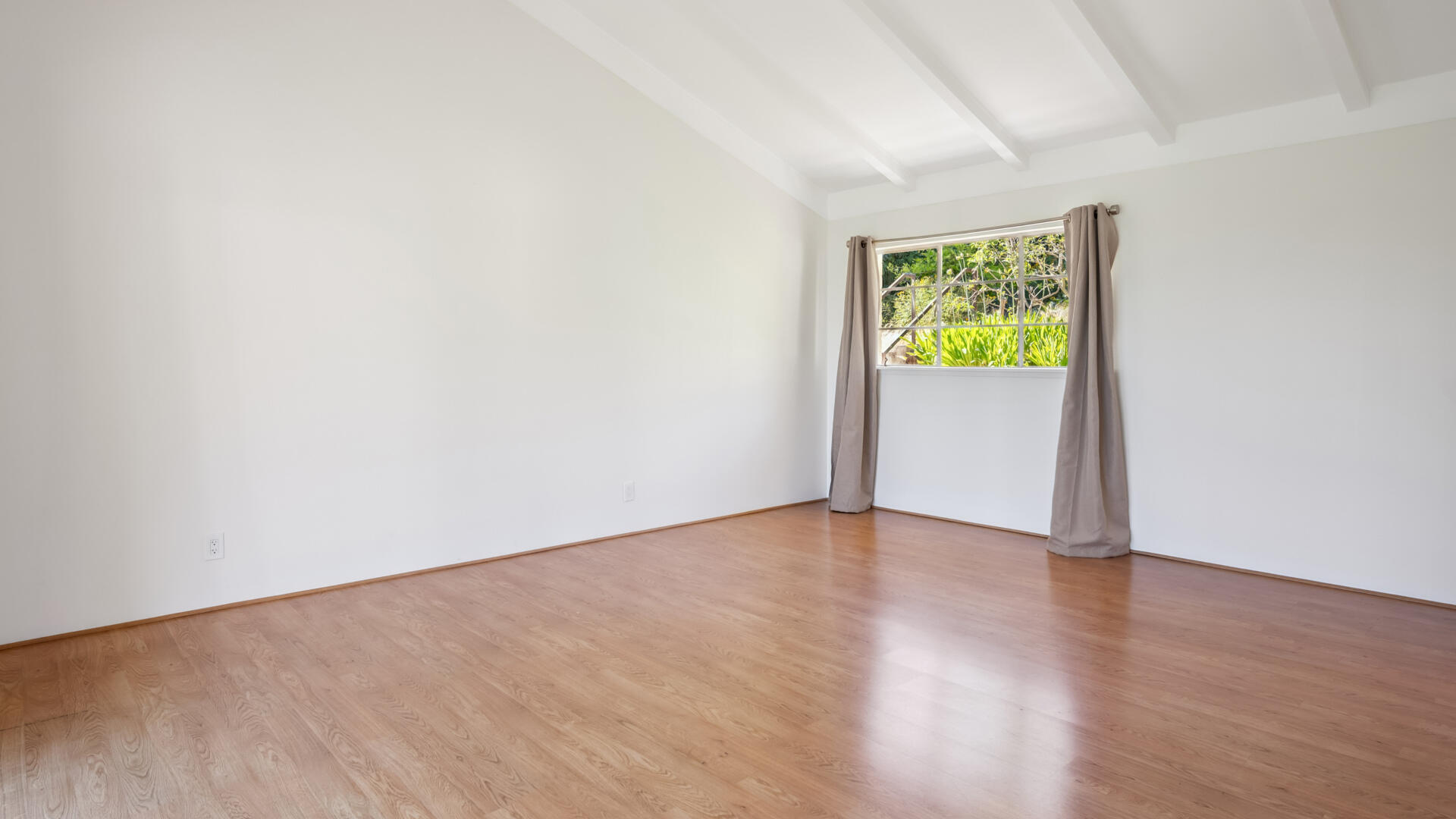 111 Canyon Acres Drive