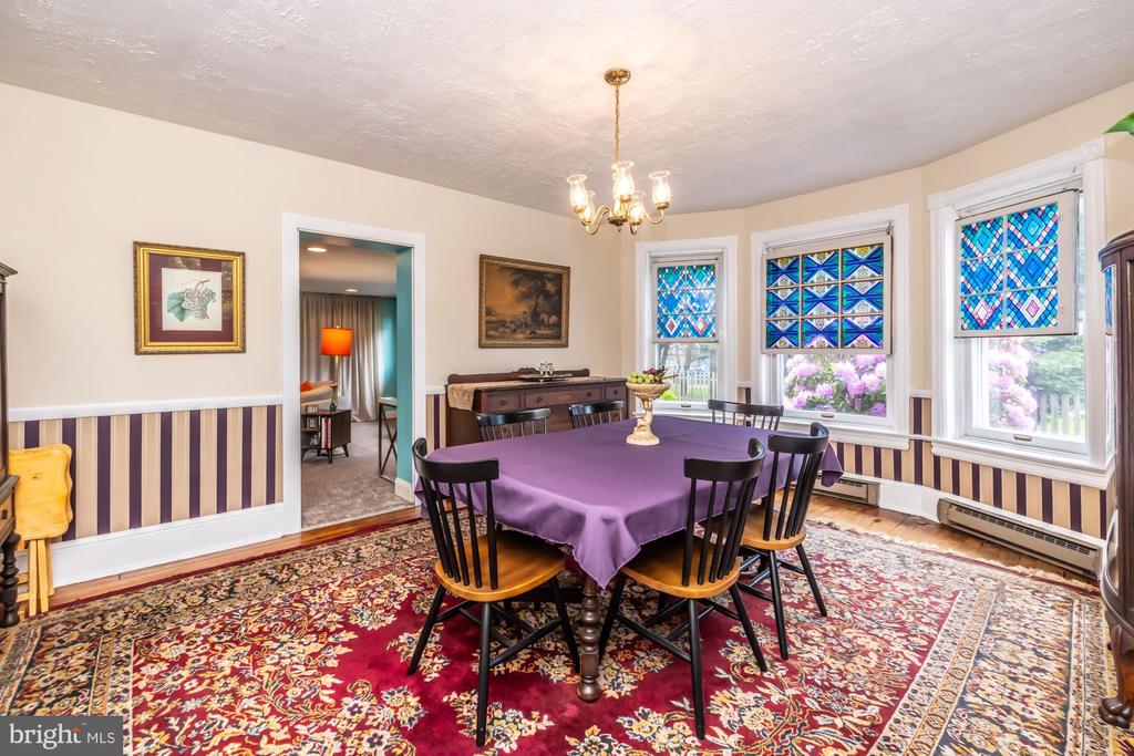 2425 Strasburg Rd