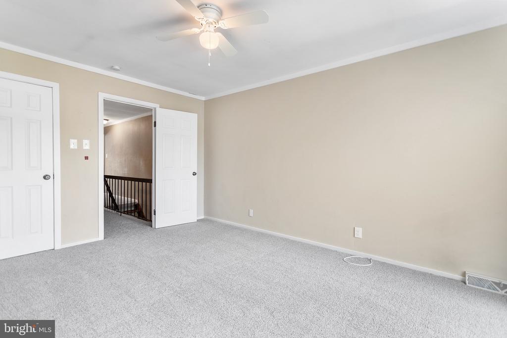 625 Summit House