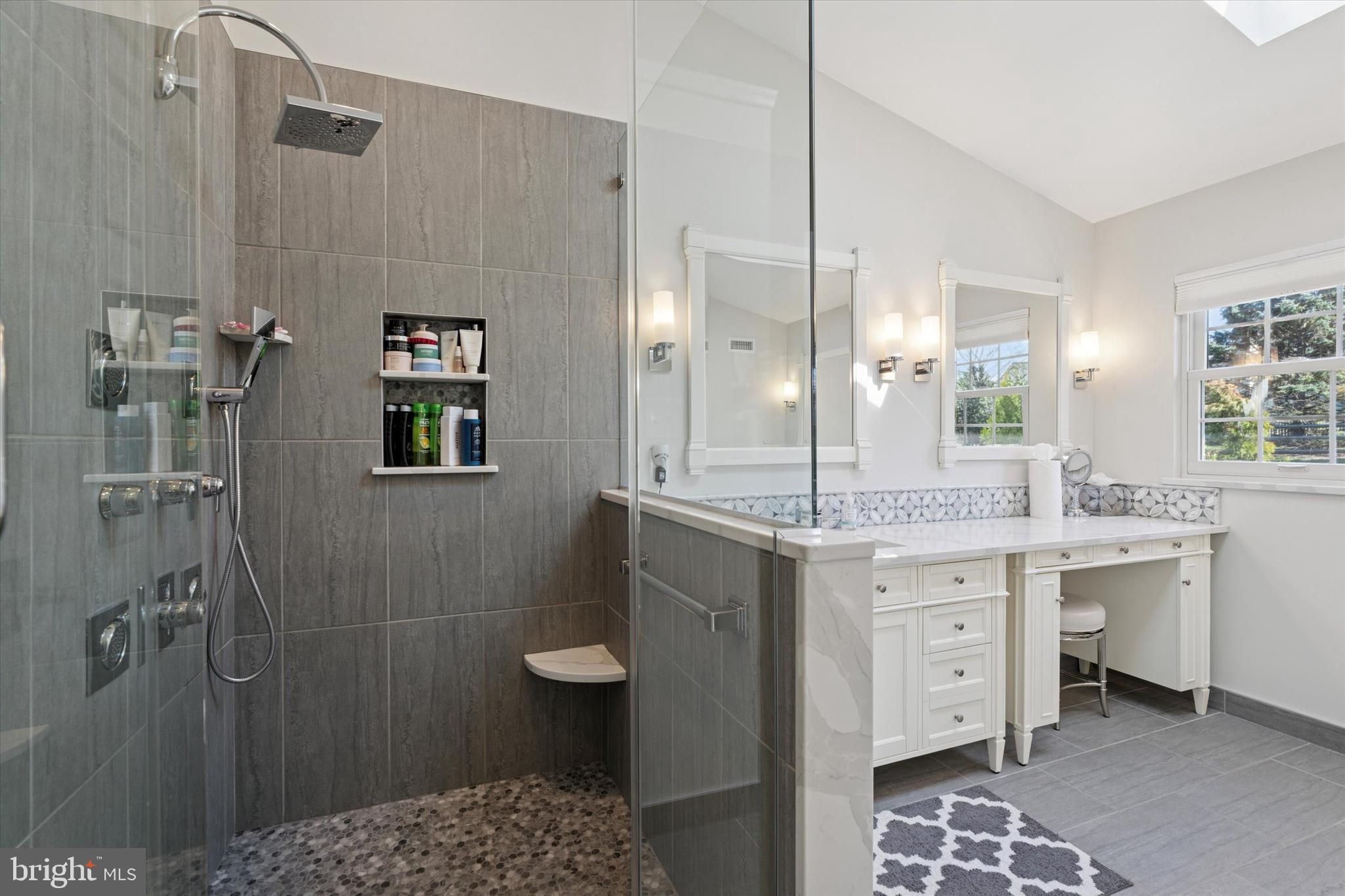 621 Jaeger Cir
