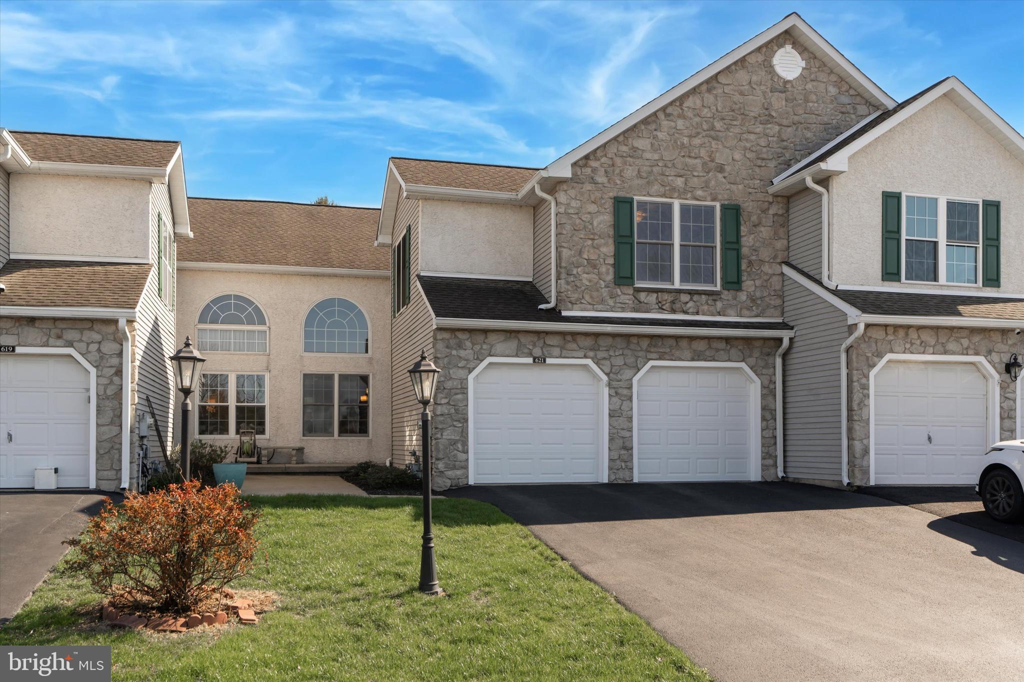 621 Jaeger Cir