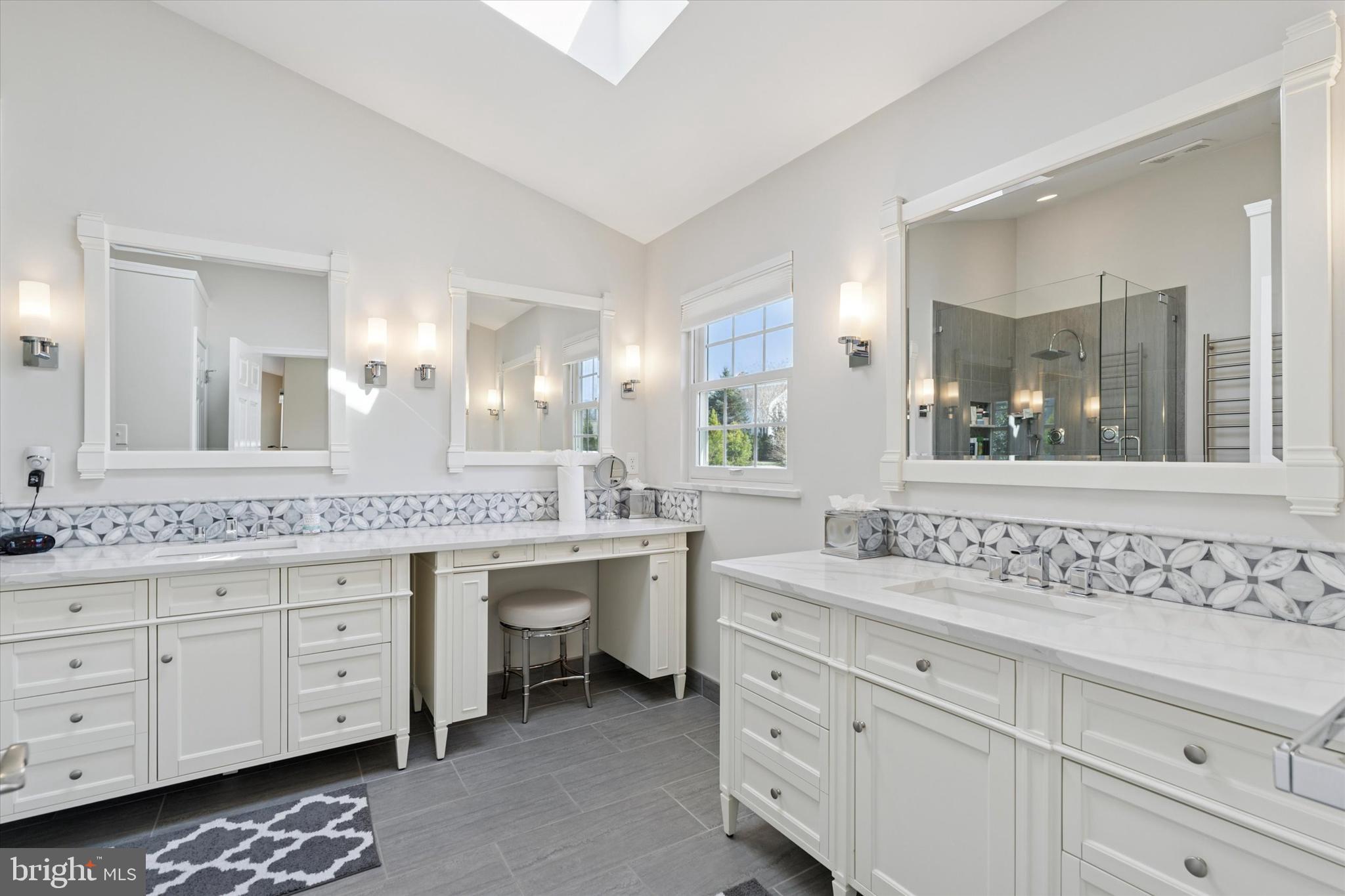 621 Jaeger Cir
