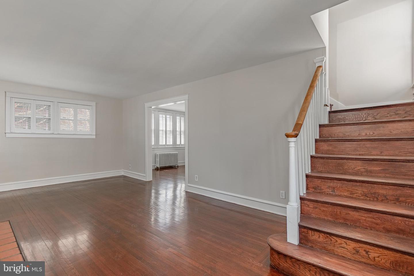 130 S Eagle Rd