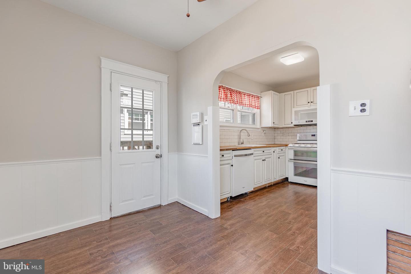 130 S Eagle Rd