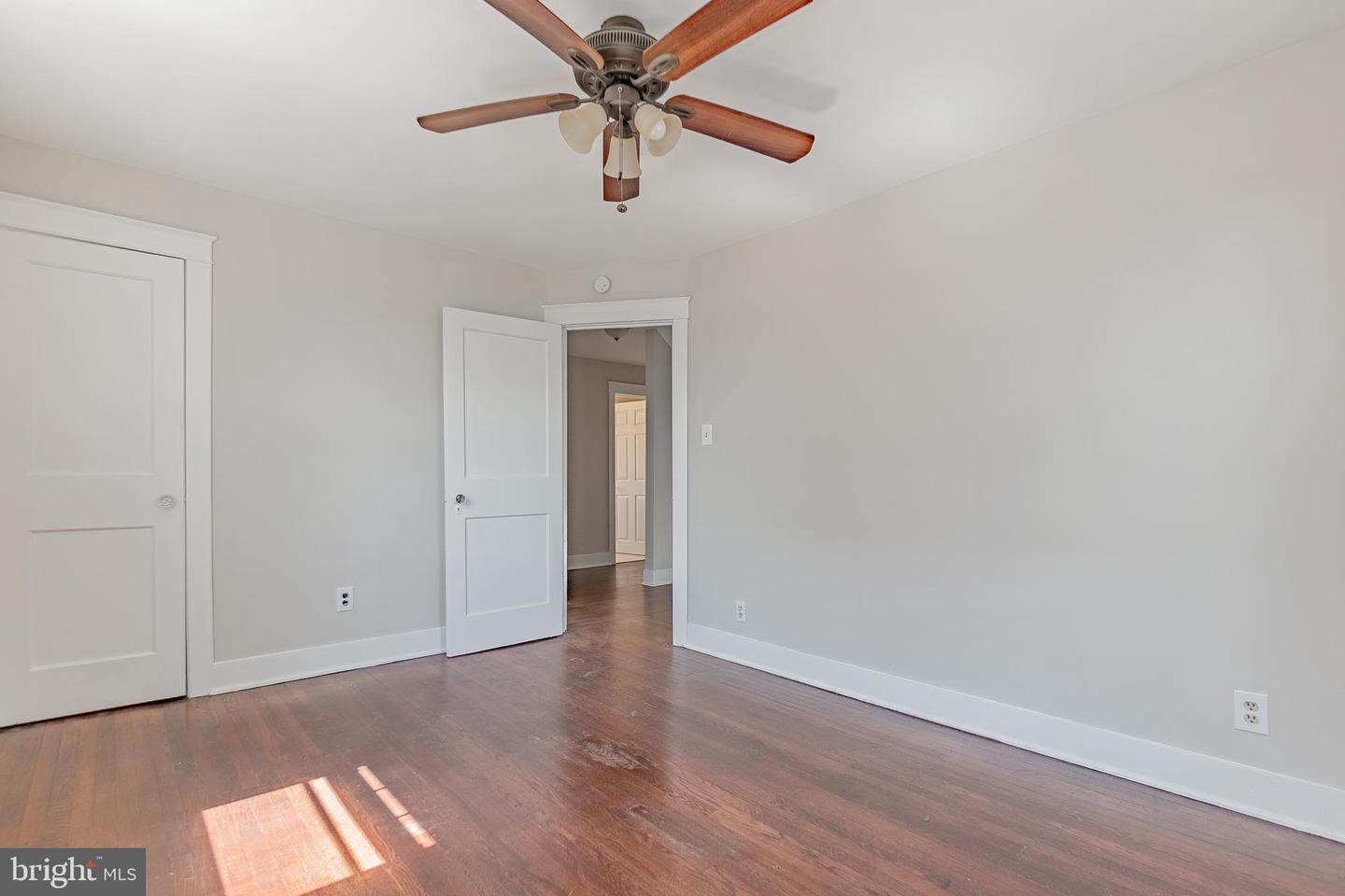 130 S Eagle Rd