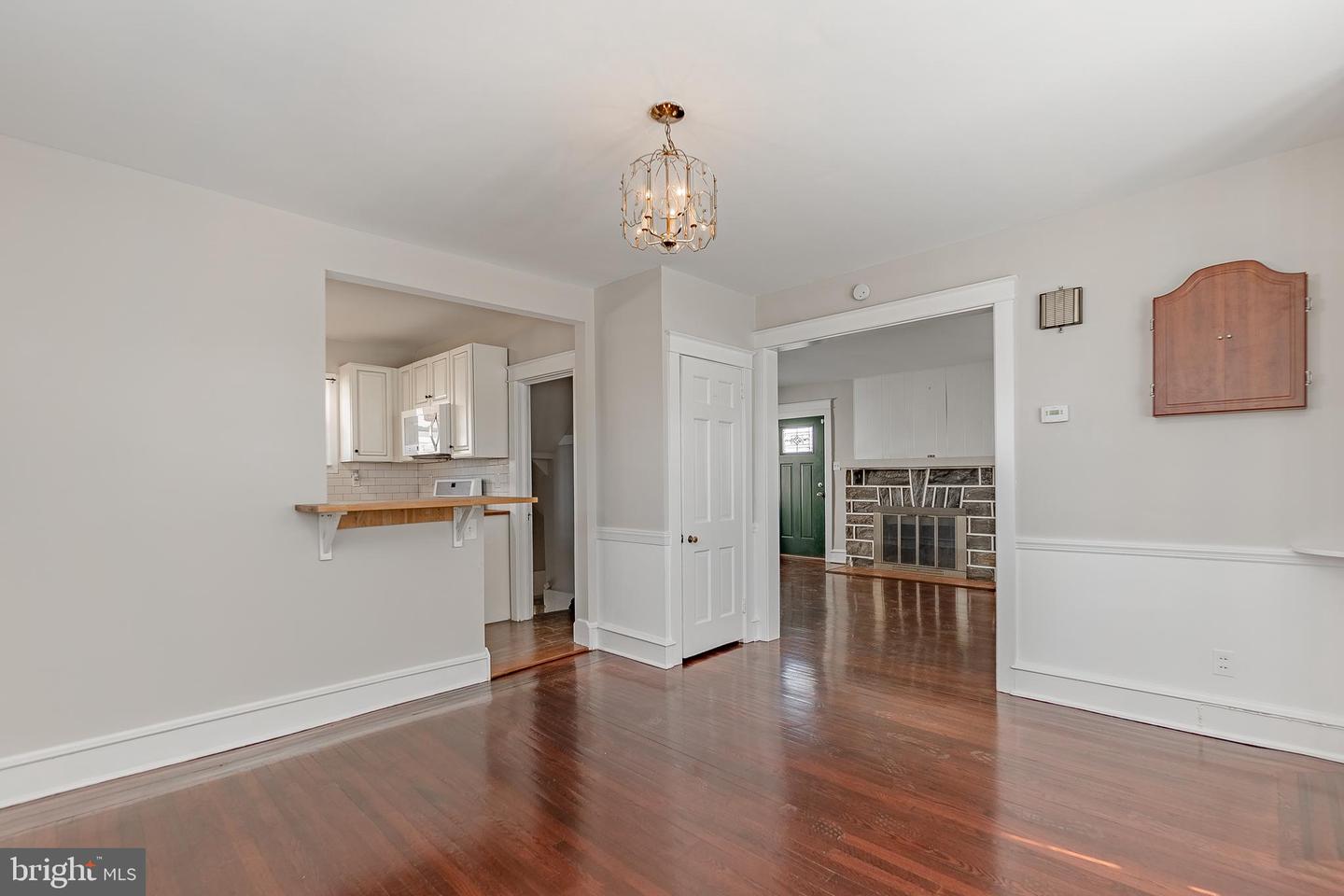 130 S Eagle Rd