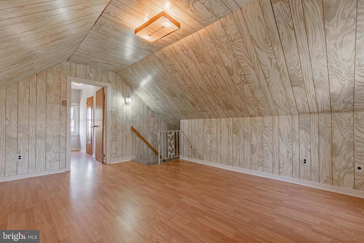 130 S Eagle Rd