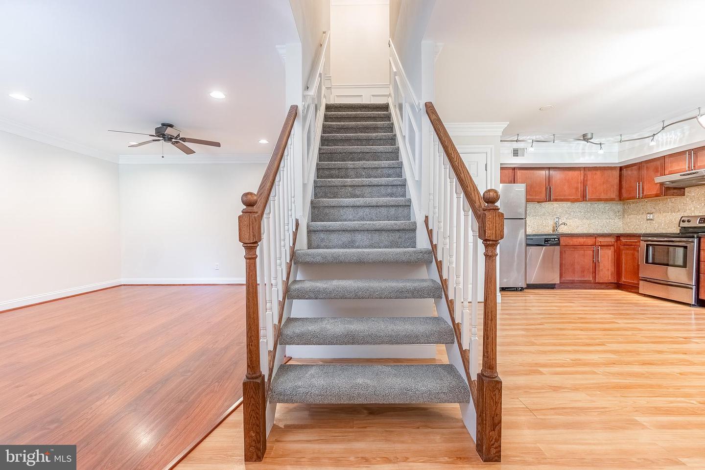 2606 Red Oak Cir #2606a