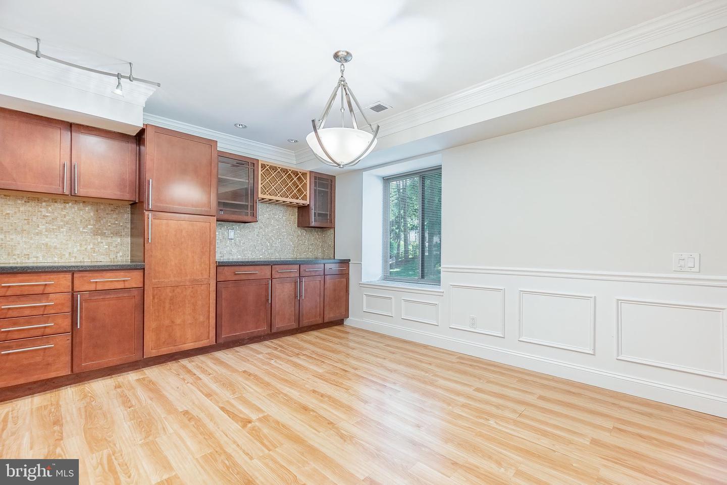 2606 Red Oak Cir #2606a