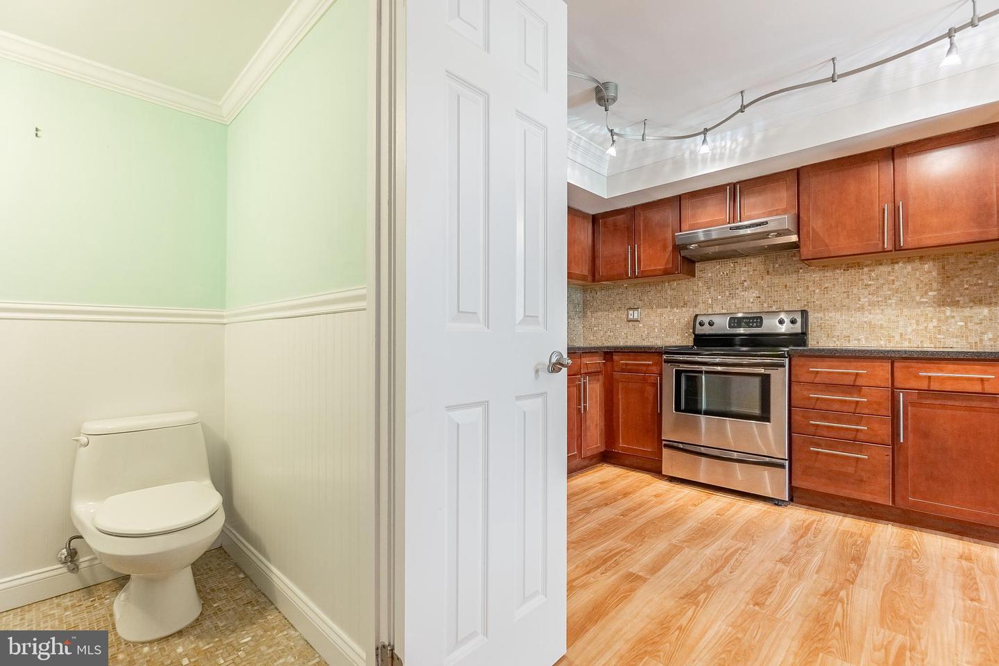 2606 Red Oak Cir #2606a