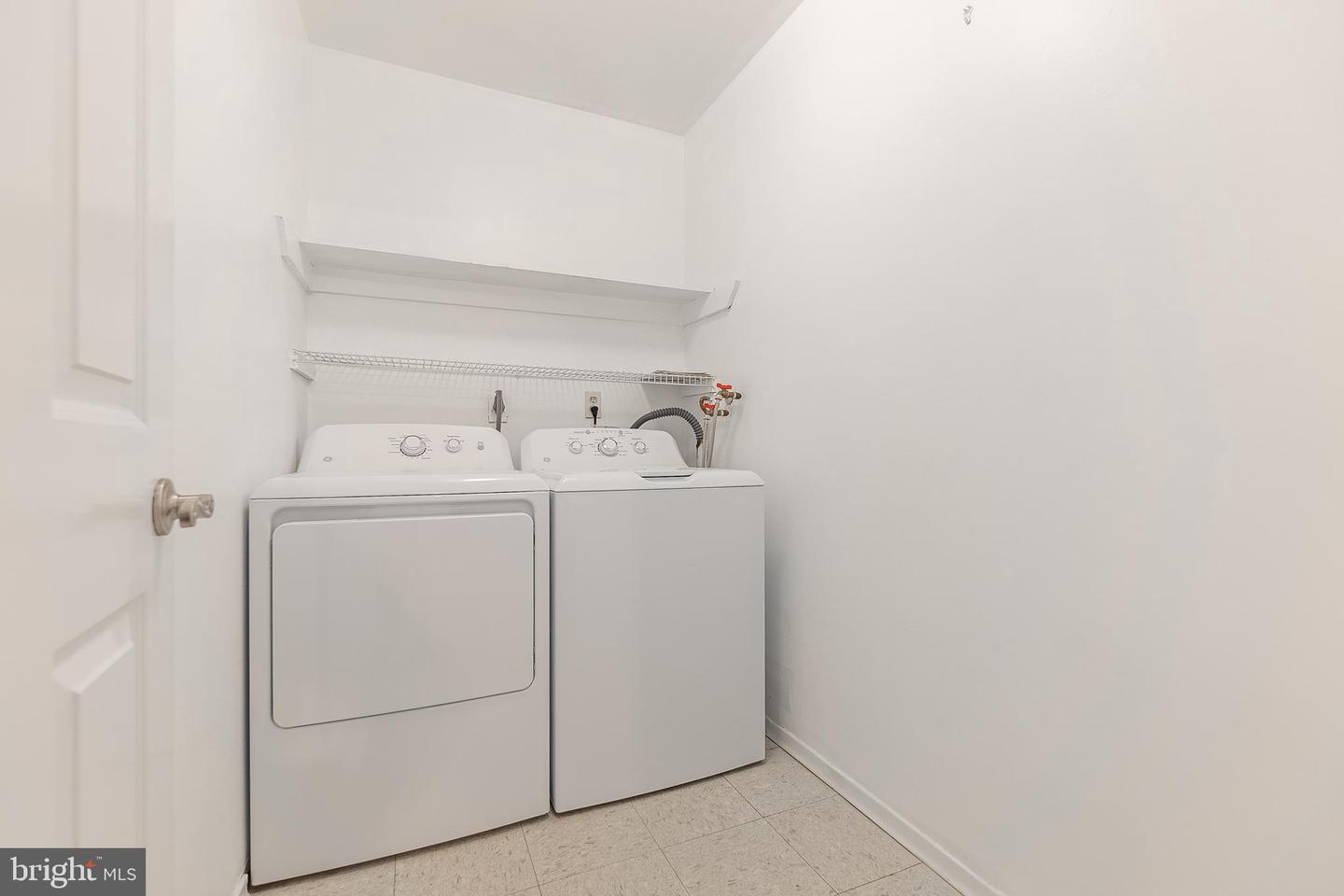 2606 Red Oak Cir #2606a