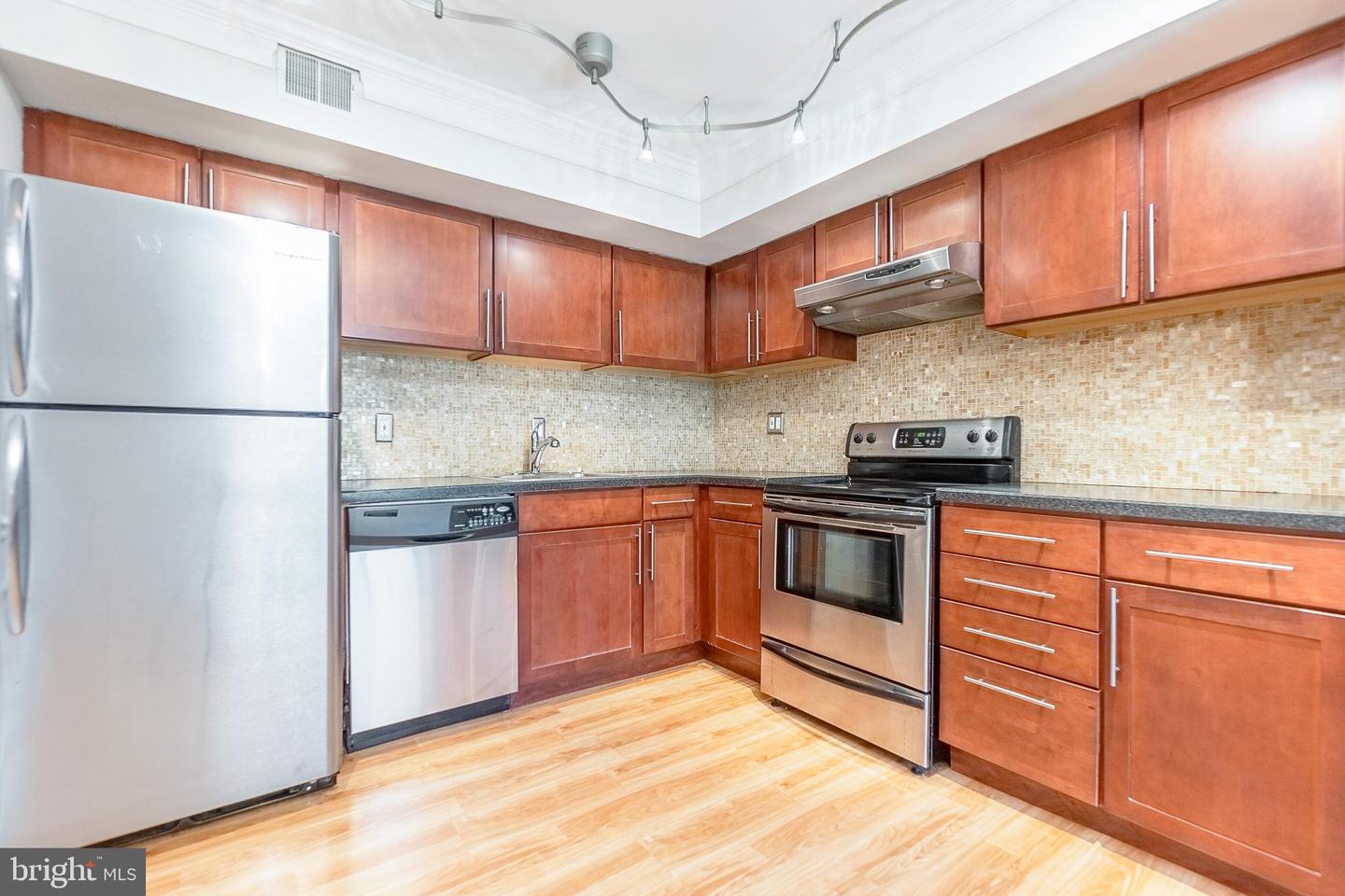 2606 Red Oak Cir #2606a