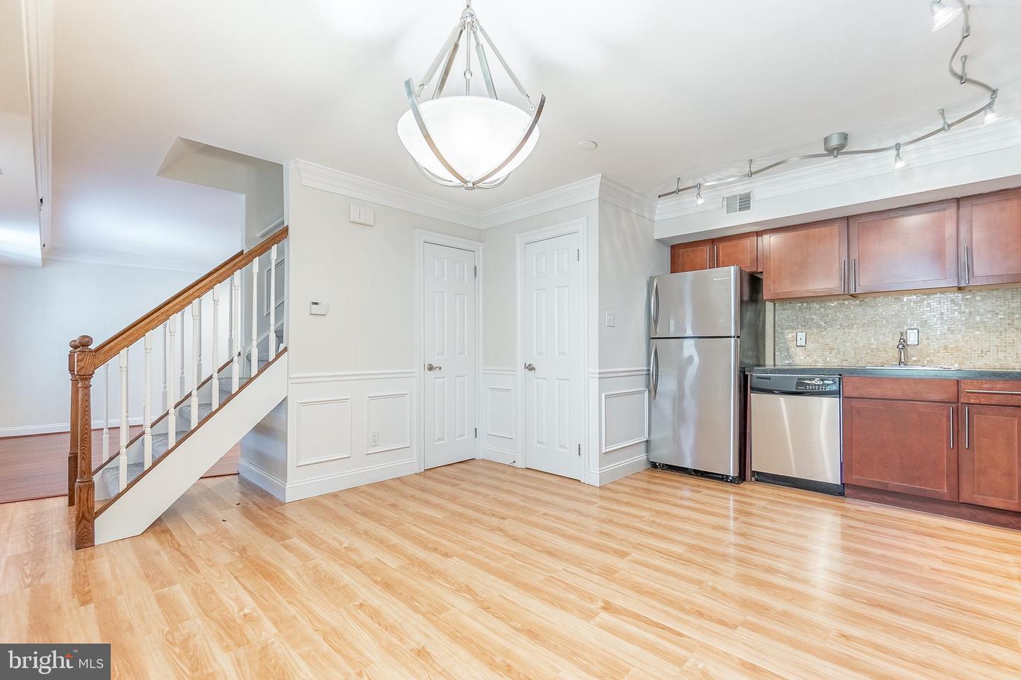 2606 Red Oak Cir #2606a