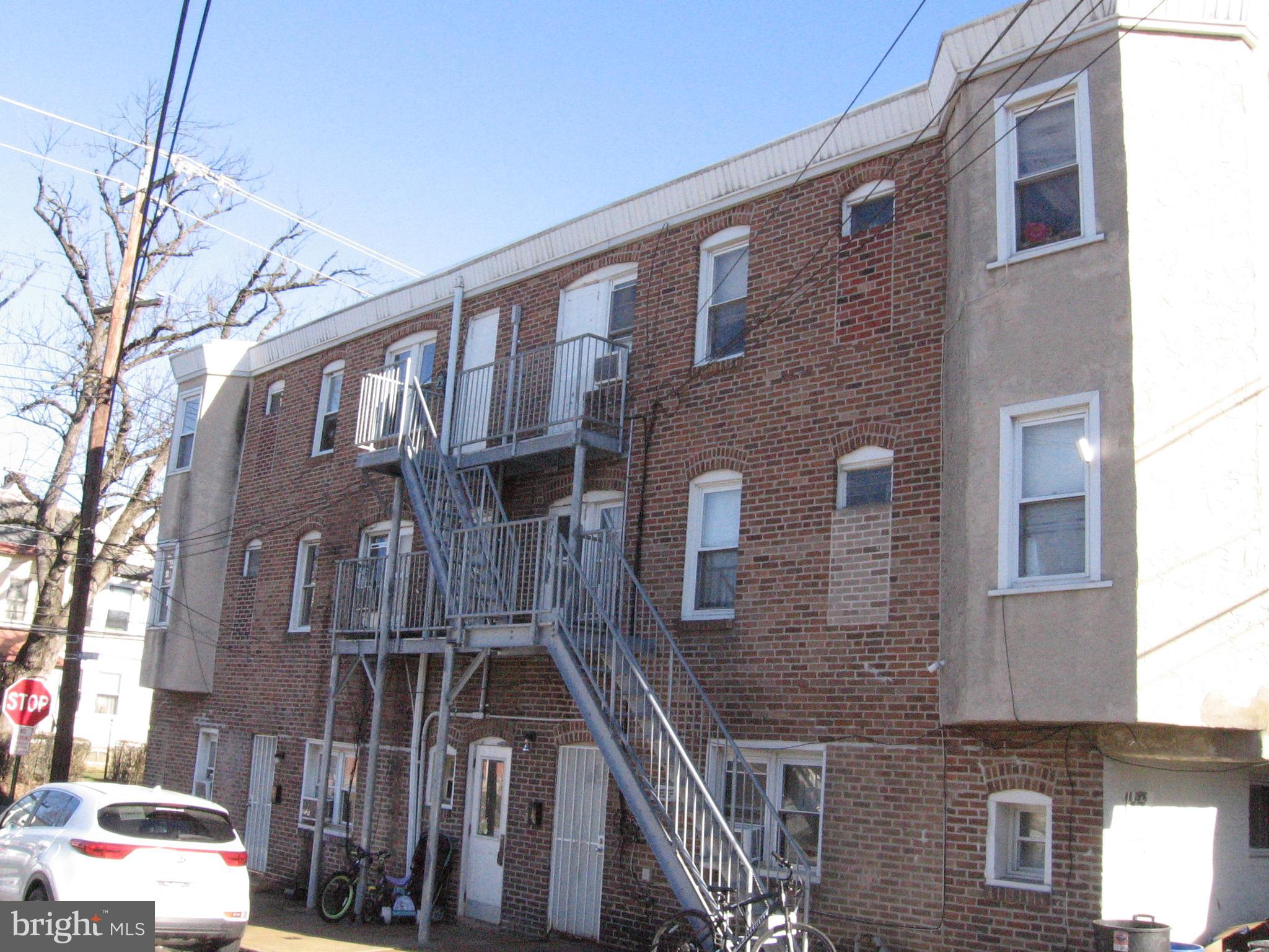 544 Clifton