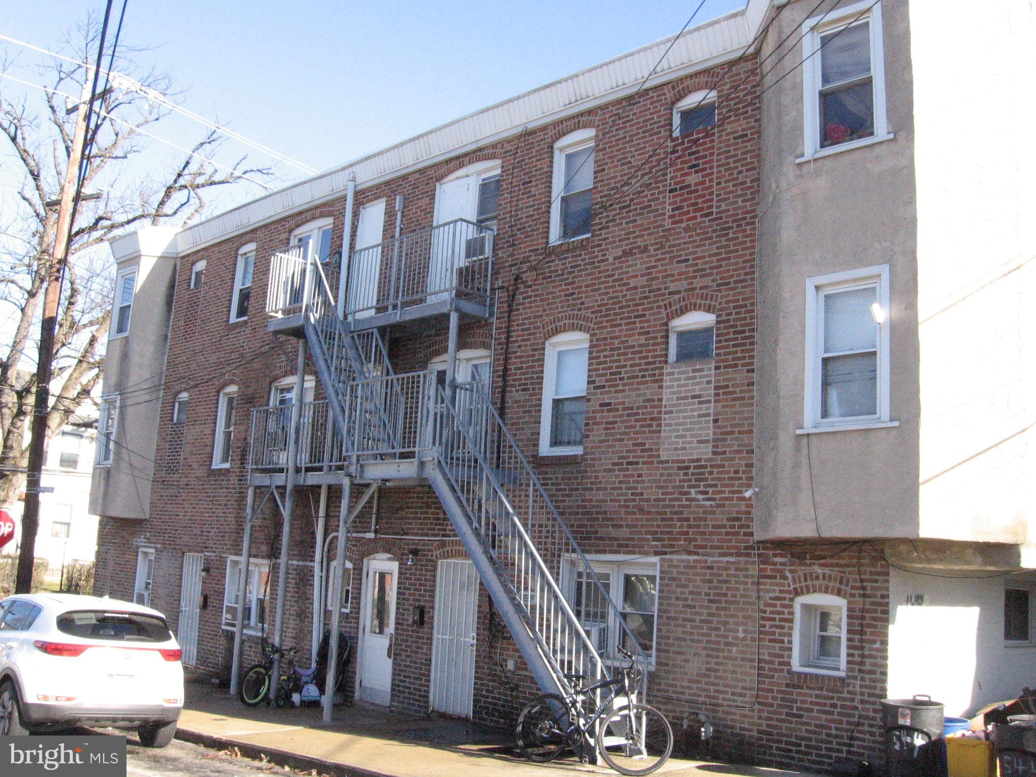544 Clifton