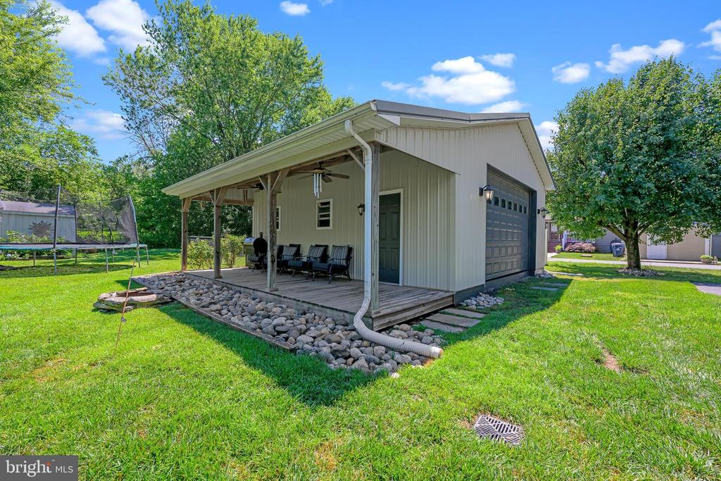 1158 Chelsea Rd