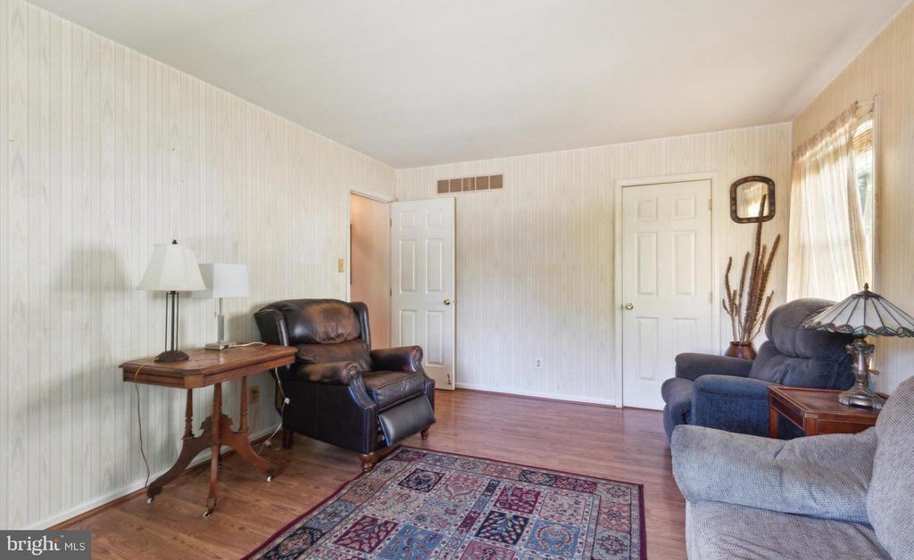 157 Eaton Dr