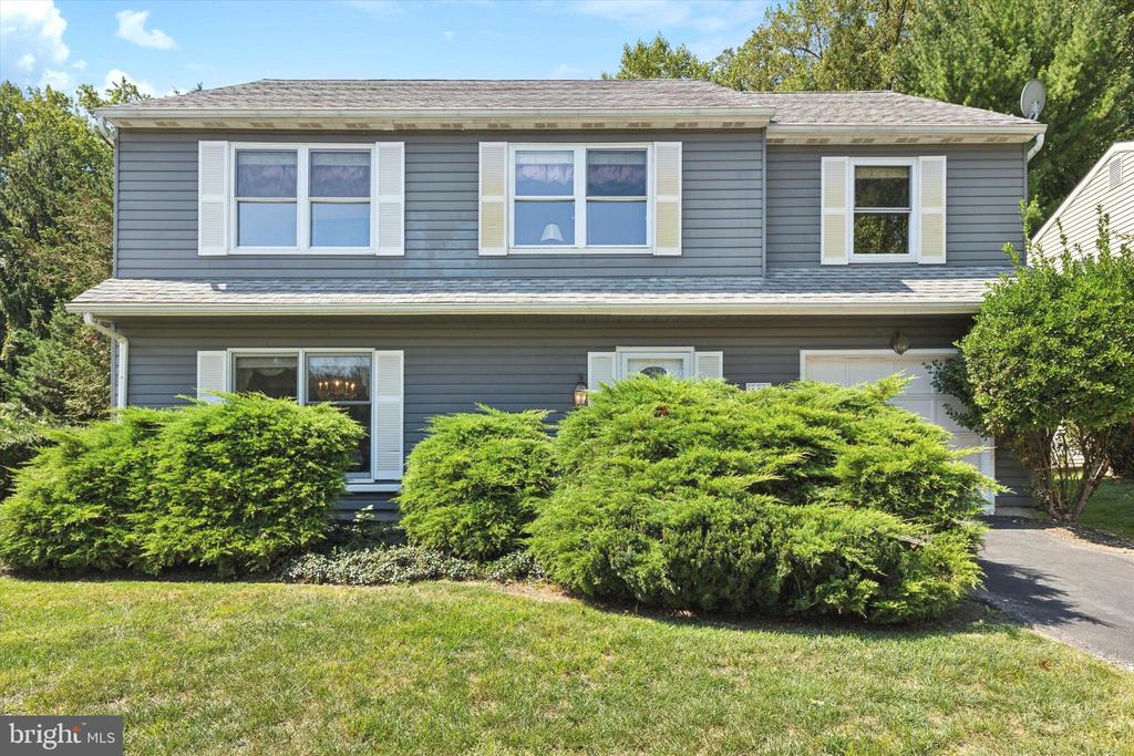 157 Eaton Dr