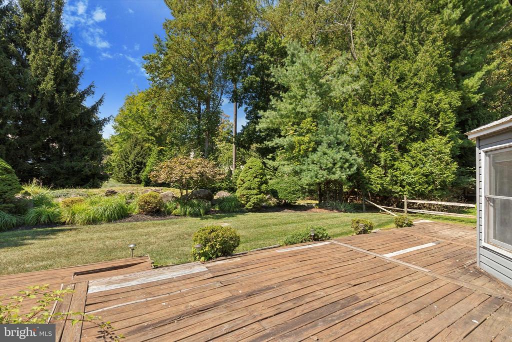 157 Eaton Dr