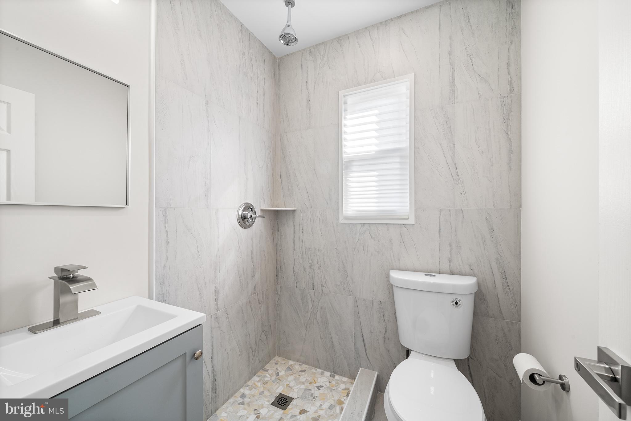 432 Lyndhurst Dr