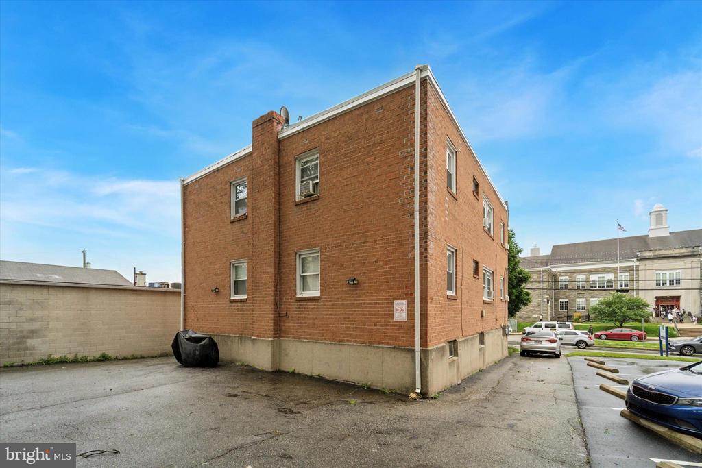 3819-3821 Garrett Rd
