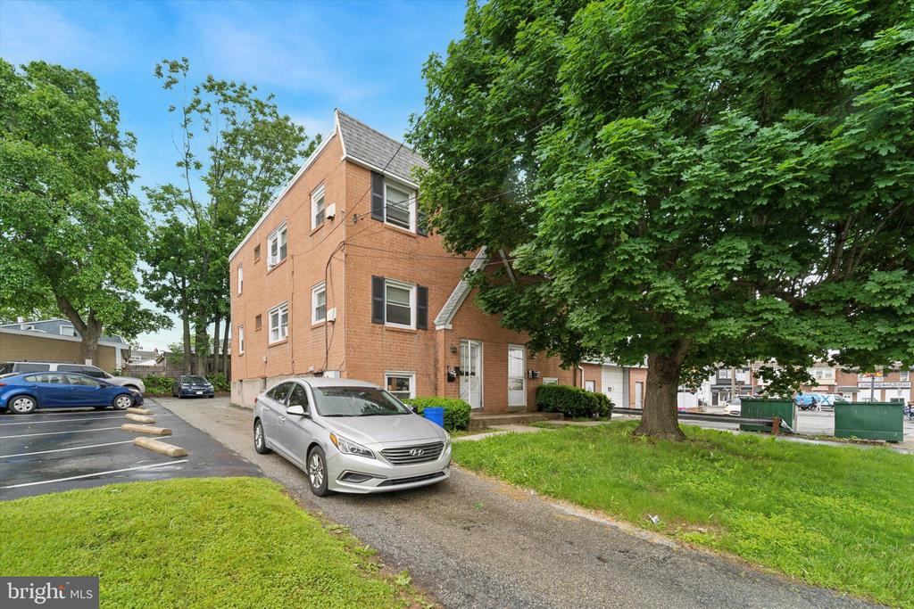 3819-3821 Garrett Rd