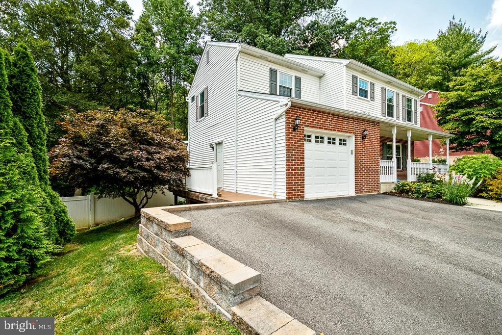 1940 BERGDOLL AVENUE
