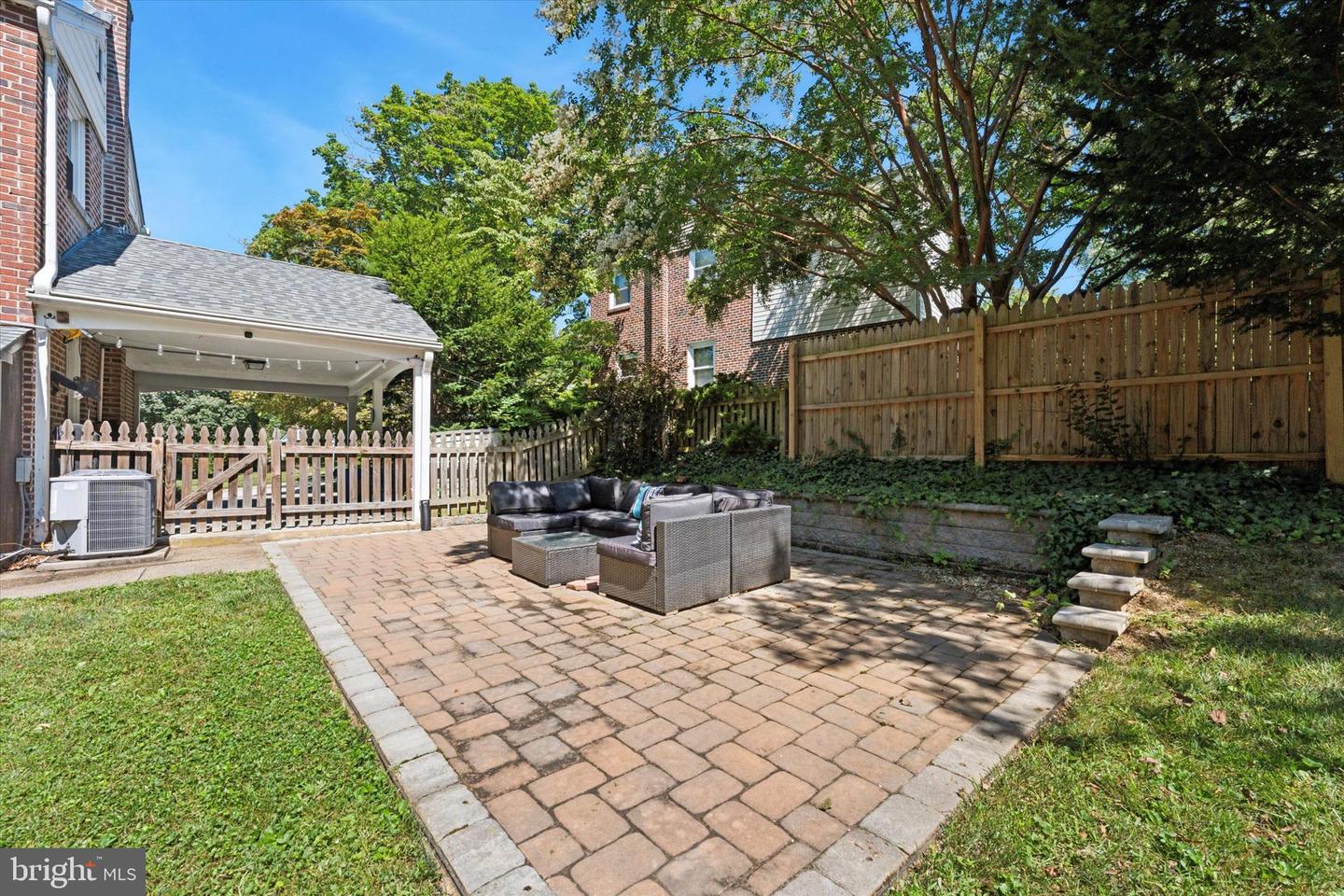 1636 Rose Glen Rd
