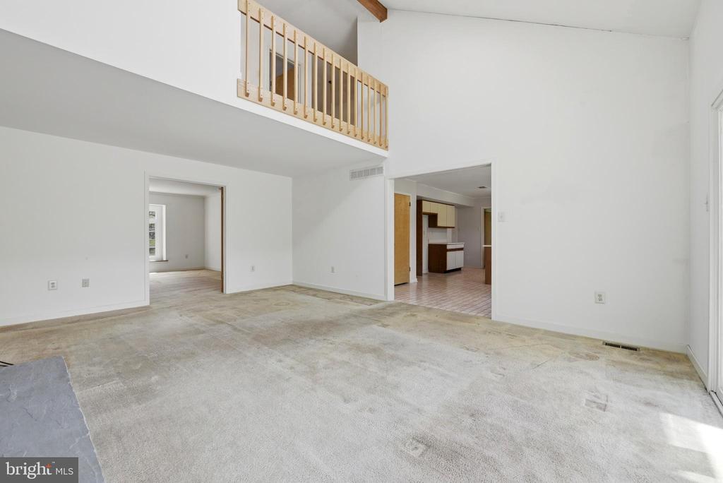 1 GLEN MEADOW DRIVE