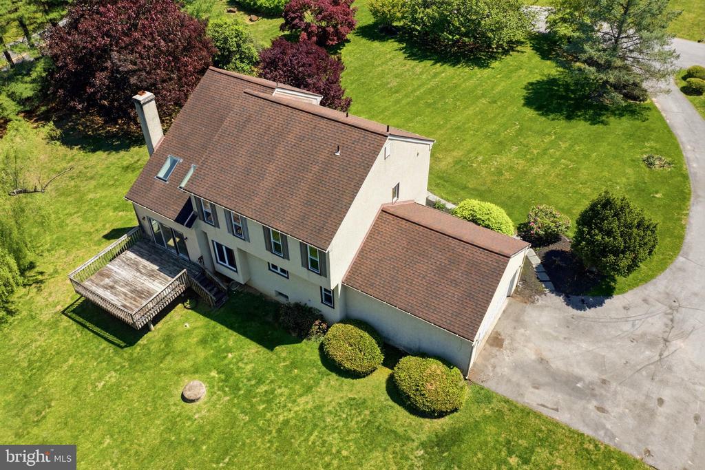 1 GLEN MEADOW DRIVE