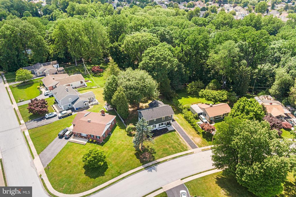2016 WOODSIDE LANE