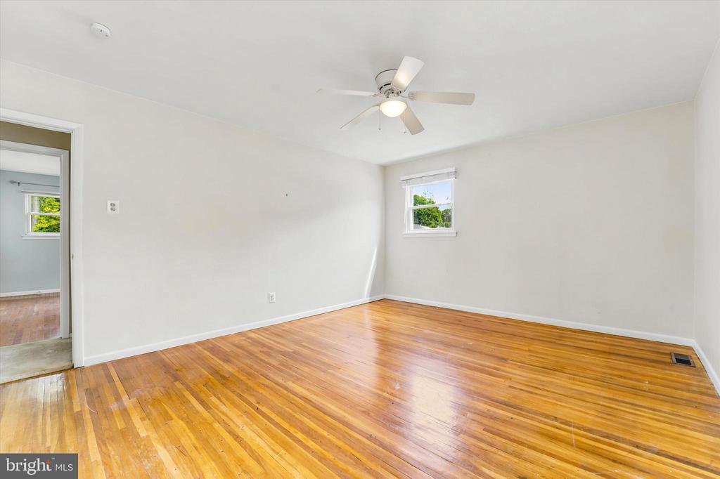303 GLENDALE ROAD